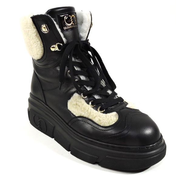 CASADEI 🇮🇹 WOMEN'S BLACK SOFT LEATHER WHITE MERINO FUR WINTER FASHION BOOTIE - Picture 3 of 12